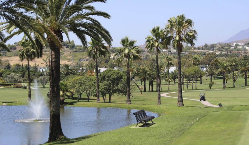 https://golftravelpeople.agiledigitalsolutions.co.uk/wp-content/uploads/2019/11/Los-Naranjos-Golf-Club-Marbella-17-1024x597.jpg