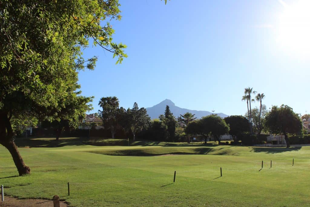 https://golftravelpeople.agiledigitalsolutions.co.uk/wp-content/uploads/2019/11/Los-Naranjos-Golf-Club-Marbella-2-1024x683.jpg