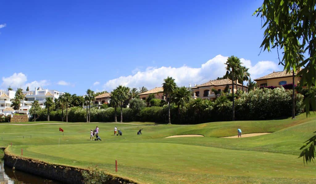 https://golftravelpeople.agiledigitalsolutions.co.uk/wp-content/uploads/2019/11/Los-Naranjos-Golf-Club-Marbella-22-1024x597.jpg