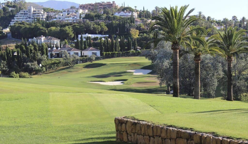 https://golftravelpeople.agiledigitalsolutions.co.uk/wp-content/uploads/2019/11/Los-Naranjos-Golf-Club-Marbella-4-1024x597.jpg