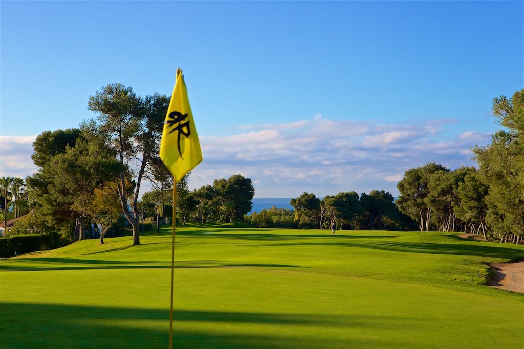 https://golftravelpeople.agiledigitalsolutions.co.uk/wp-content/uploads/2019/11/Rio-Real-Golf-Club-Marbella-3-1024x683.jpg