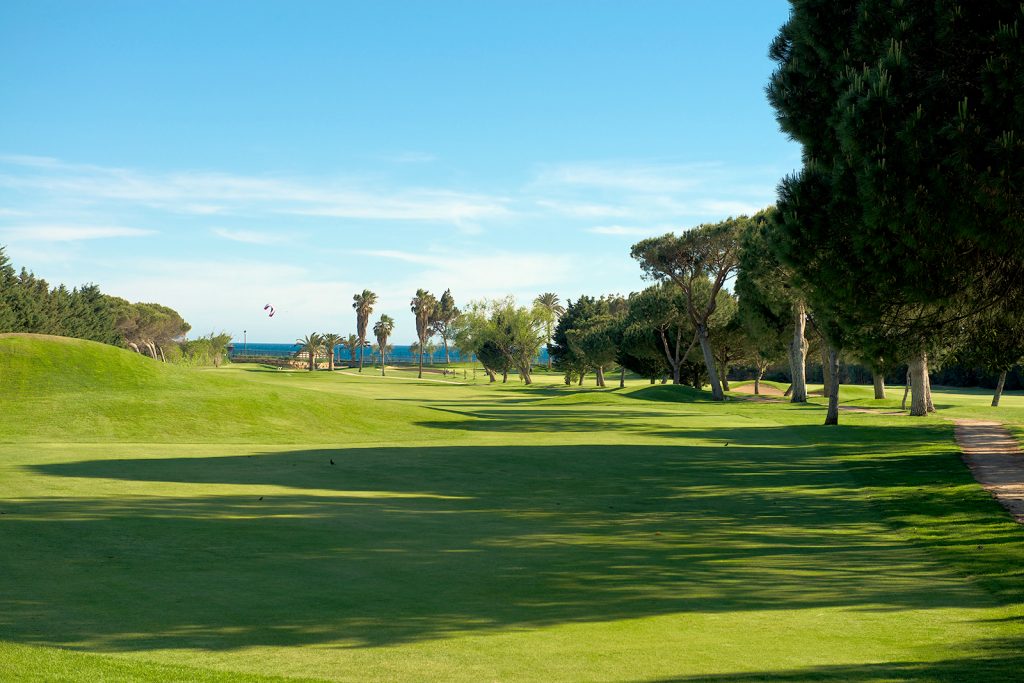 https://golftravelpeople.agiledigitalsolutions.co.uk/wp-content/uploads/2019/11/Rio-Real-Golf-Club-Marbella-47-1024x683.jpg