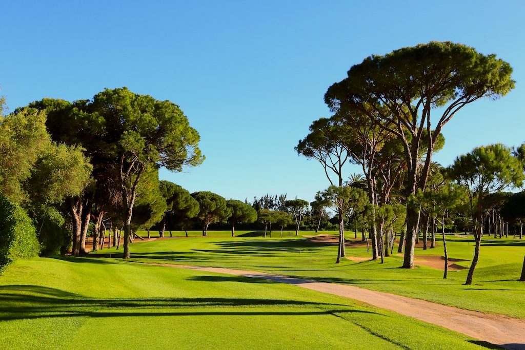 https://golftravelpeople.agiledigitalsolutions.co.uk/wp-content/uploads/2019/11/Rio-Real-Golf-Club-Marbella-7-1024x683.jpg