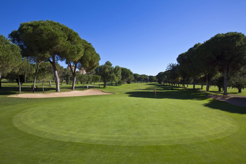 https://golftravelpeople.agiledigitalsolutions.co.uk/wp-content/uploads/2019/11/Rio-Real-Golf-Club-Marbella-78-1024x683.jpg