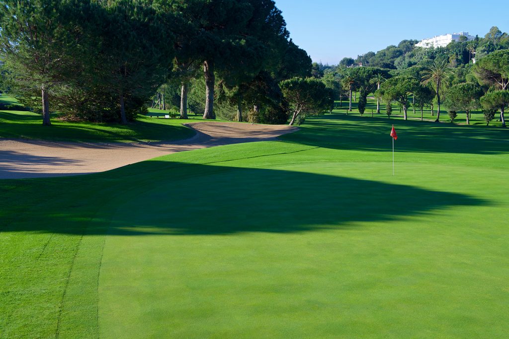 https://golftravelpeople.agiledigitalsolutions.co.uk/wp-content/uploads/2019/11/Rio-Real-Golf-Club-Marbella-82-1024x683.jpg