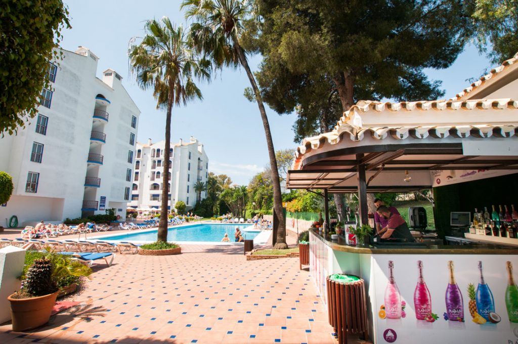https://golftravelpeople.agiledigitalsolutions.co.uk/wp-content/uploads/2019/12/PYR-Marbella-Hotel-Swimming-Pools-2-1024x680.jpg