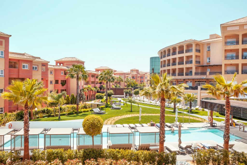 https://golftravelpeople.agiledigitalsolutions.co.uk/wp-content/uploads/2019/12/THE-RESIDENCES-ISLANTILLA-APARTMENTS-swimming-pools-spa-gym-gardens-14-1024x683.jpg