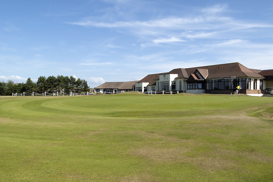 https://golftravelpeople.agiledigitalsolutions.co.uk/wp-content/uploads/2020/07/Kilmarnock-Golf-Club-Barassie-Links-5.jpg