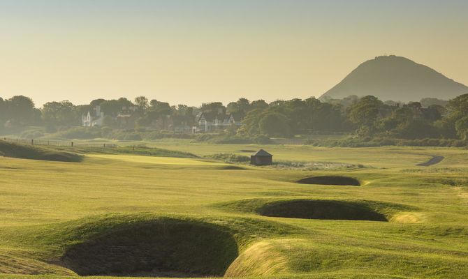 https://golftravelpeople.agiledigitalsolutions.co.uk/wp-content/uploads/2020/07/North-Berwick-Golf-Club-West-Links-6.jpg