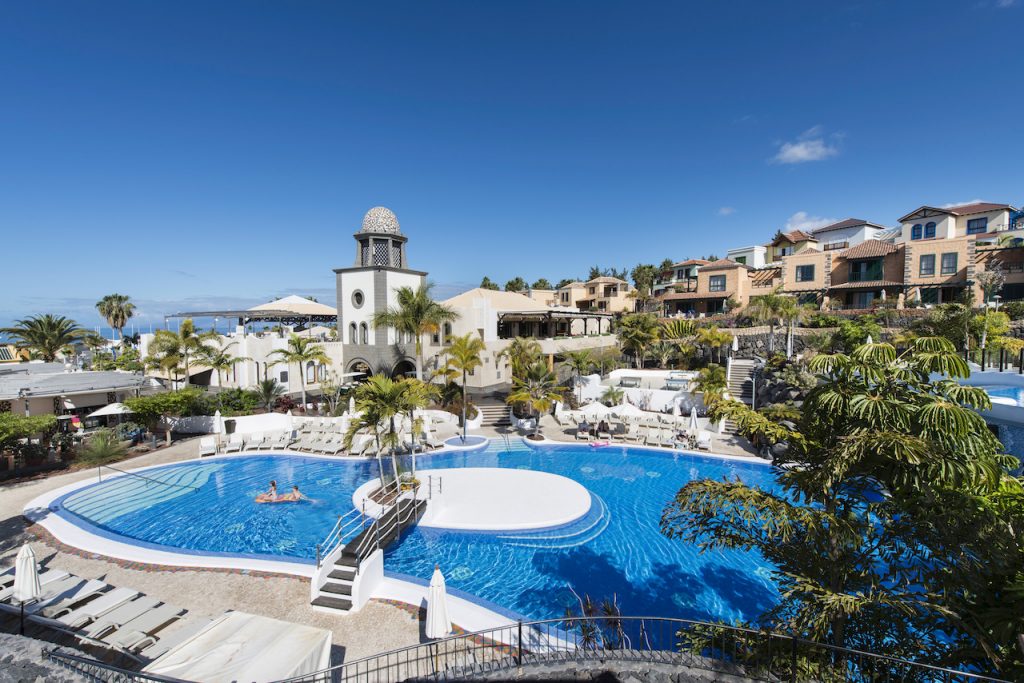 https://golftravelpeople.agiledigitalsolutions.co.uk/wp-content/uploads/2020/09/Hotel-Suite-Villa-Maria-Costa-Adeje-Tenerife-Swimming-Pools-3-1024x683.jpg