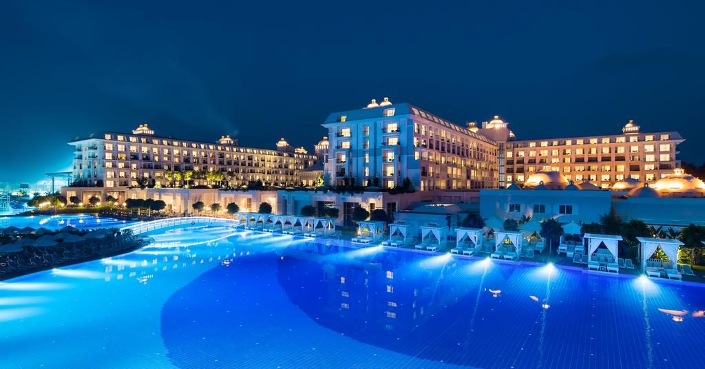 https://golftravelpeople.agiledigitalsolutions.co.uk/wp-content/uploads/2020/09/Titanic-Deluxe-Golf-Belek-Swimming-Pools-6-1024x536.jpg