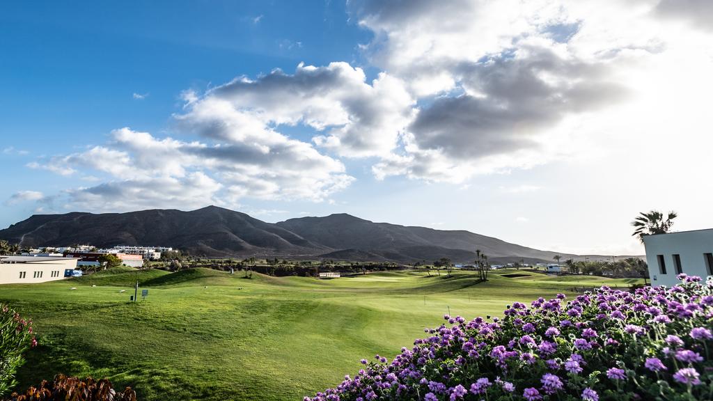 https://golftravelpeople.agiledigitalsolutions.co.uk/wp-content/uploads/2020/11/Playitas-Resort-Hotel-Fuerteventura-Playitas-Golf-Club-1.jpg