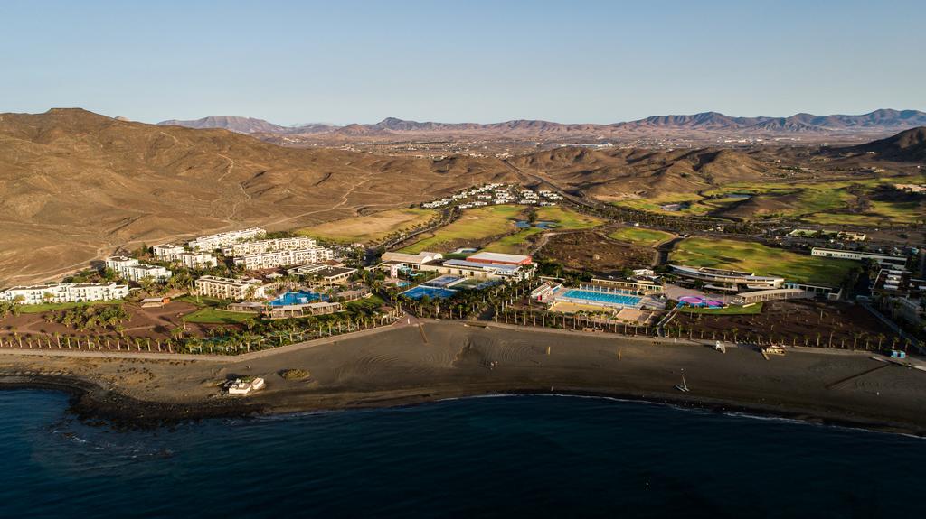 https://golftravelpeople.agiledigitalsolutions.co.uk/wp-content/uploads/2020/11/Playitas-Resort-Villas-Fuerteventura-1-1.jpg