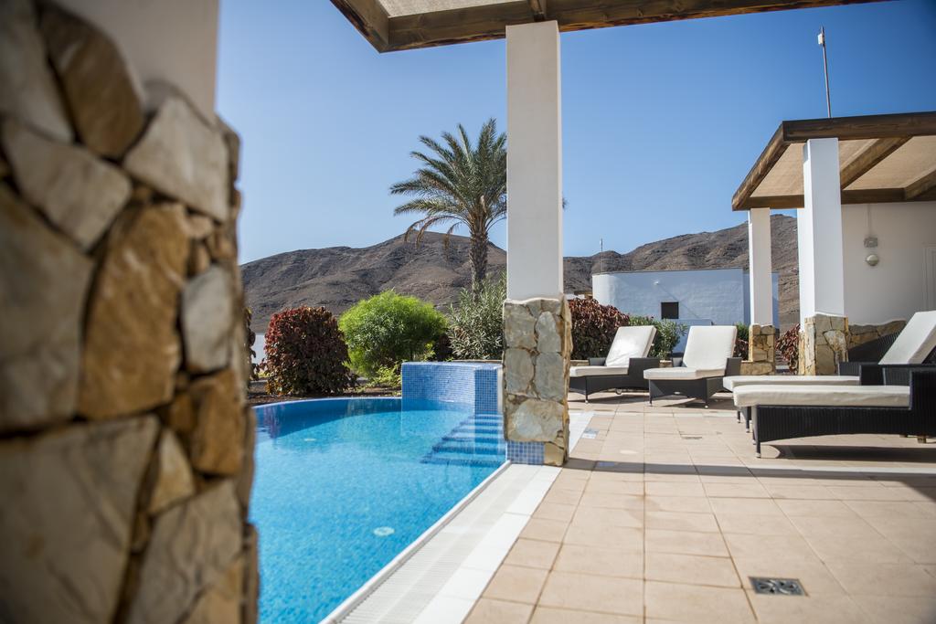 https://golftravelpeople.agiledigitalsolutions.co.uk/wp-content/uploads/2020/11/Playitas-Resort-Villas-Fuerteventura-13-1.jpg