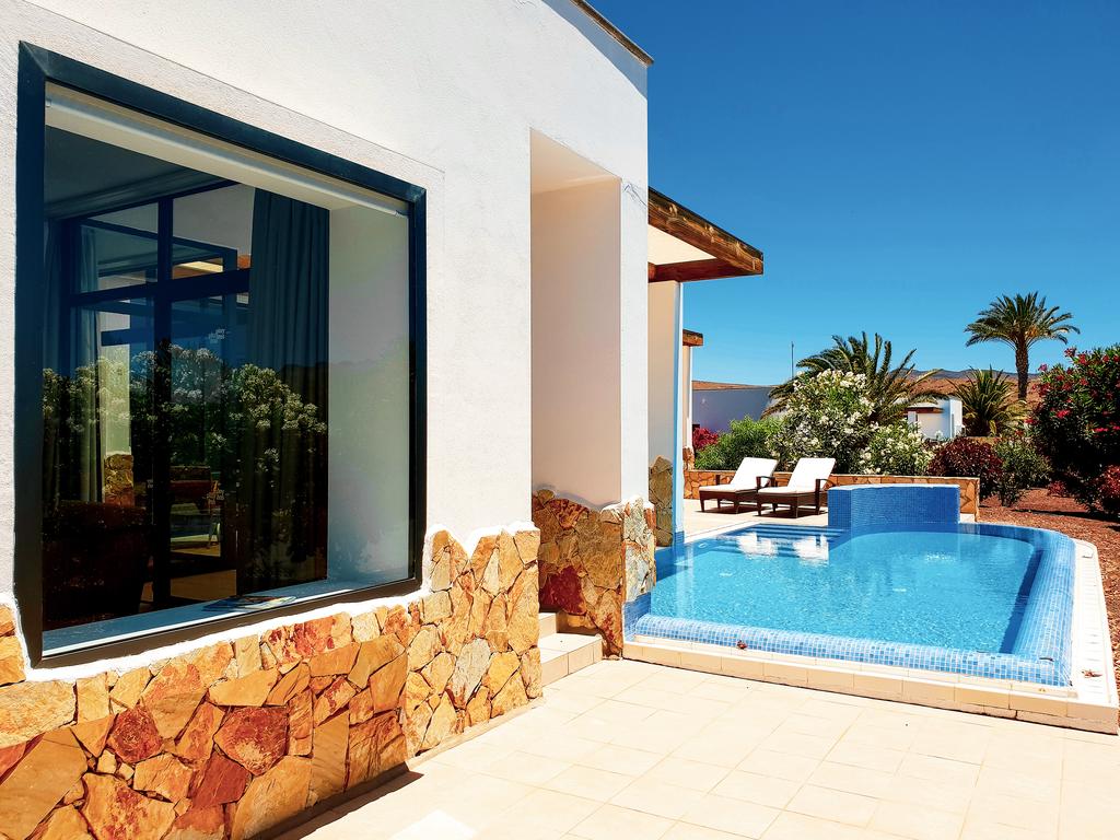 https://golftravelpeople.agiledigitalsolutions.co.uk/wp-content/uploads/2020/11/Playitas-Resort-Villas-Fuerteventura-16-1.jpg
