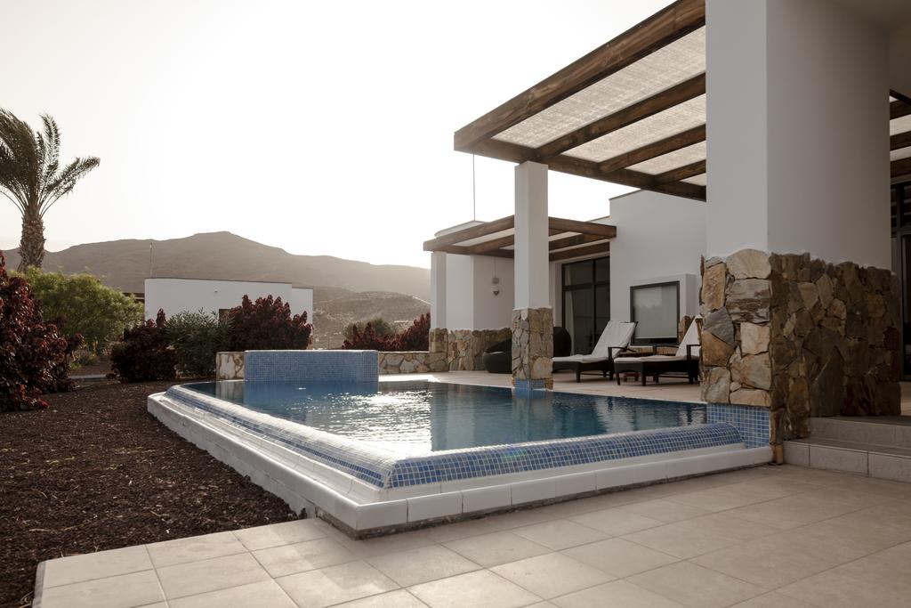 https://golftravelpeople.agiledigitalsolutions.co.uk/wp-content/uploads/2020/11/Playitas-Resort-Villas-Fuerteventura-5-1.jpg