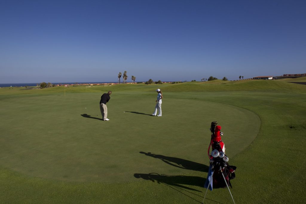 https://golftravelpeople.agiledigitalsolutions.co.uk/wp-content/uploads/2020/11/Salinas-de-Antigua-Golf-Club-Fuerteventura-5-1024x683.jpg