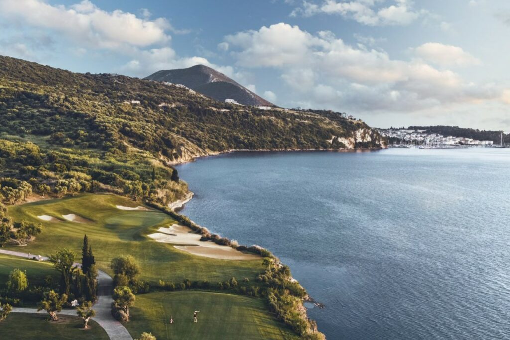https://golftravelpeople.agiledigitalsolutions.co.uk/wp-content/uploads/2023/02/Costa-Navarino-Golf-The-Bay-Course-14-1024x682.jpg