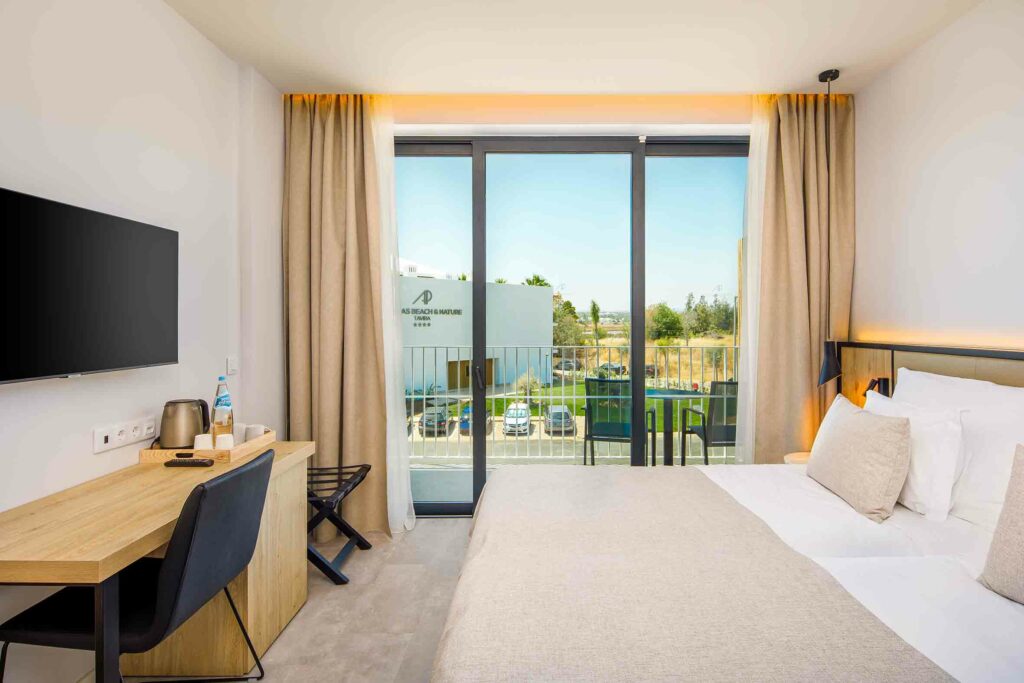 https://golftravelpeople.agiledigitalsolutions.co.uk/wp-content/uploads/2023/07/AP-Cabanas-Beach-and-Nature-Tavira-Bedrooms-4-1024x683.jpg