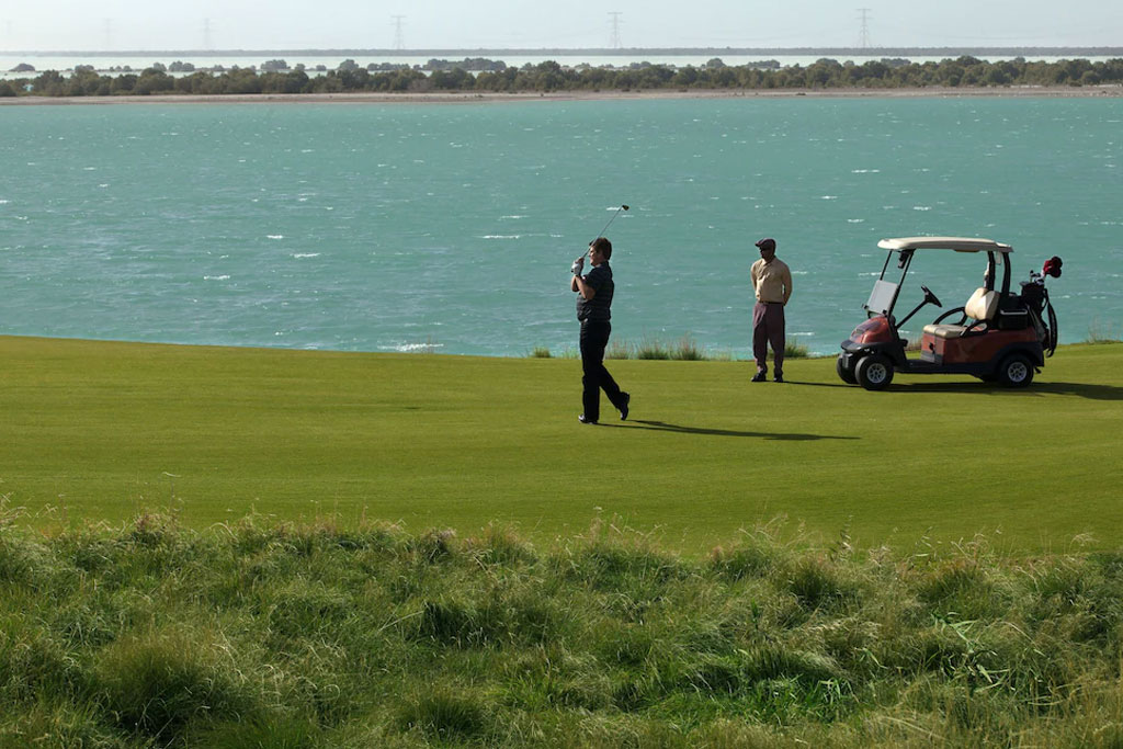 https://golftravelpeople.agiledigitalsolutions.co.uk/wp-content/uploads/2023/07/Crowne-Plaza-Abu-Dhabi-Yas-Island-20.jpg
