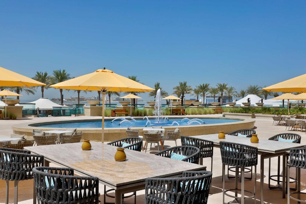 https://golftravelpeople.agiledigitalsolutions.co.uk/wp-content/uploads/2023/07/Hilton-Dubai-Palm-Jumeirah-11.jpg