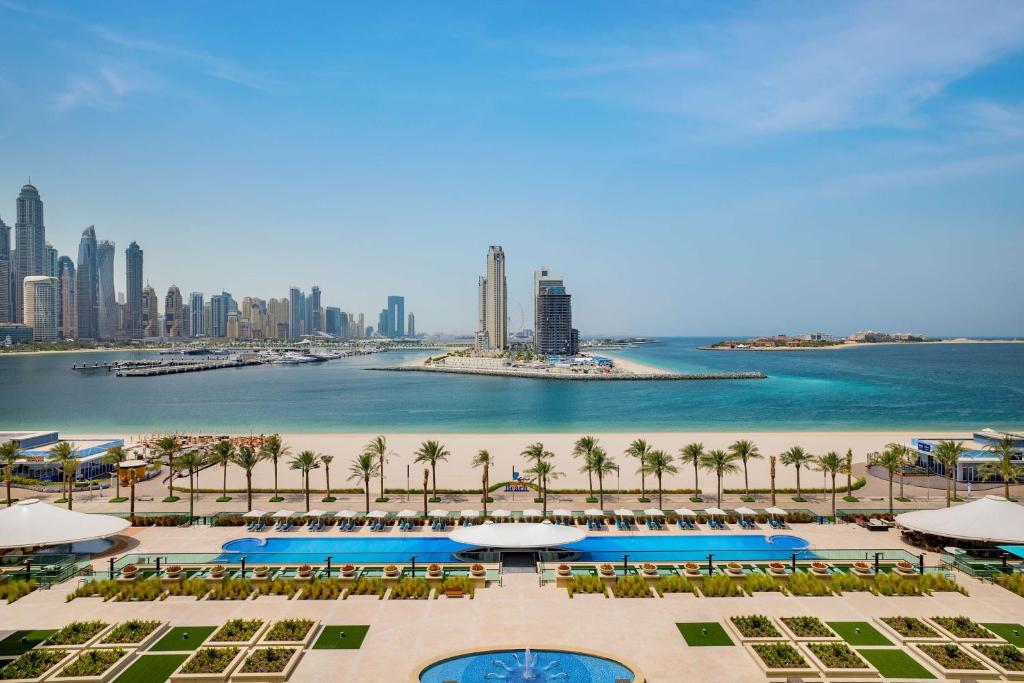 https://golftravelpeople.agiledigitalsolutions.co.uk/wp-content/uploads/2023/07/Hilton-Dubai-Palm-Jumeirah-17.jpg