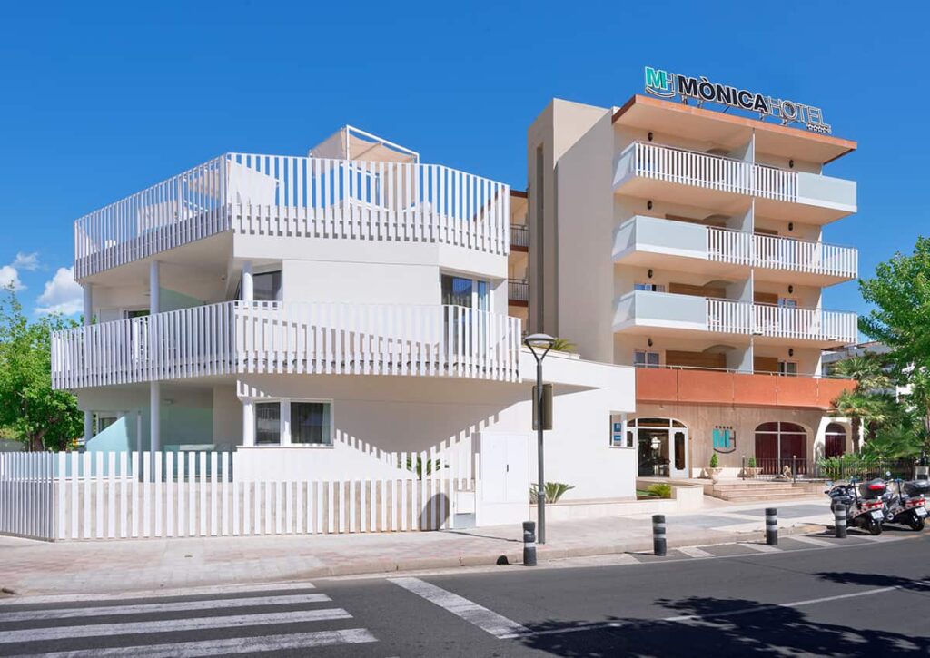 https://golftravelpeople.agiledigitalsolutions.co.uk/wp-content/uploads/2023/07/Hotel-Monica-Cambrils-4-1024x725.jpg