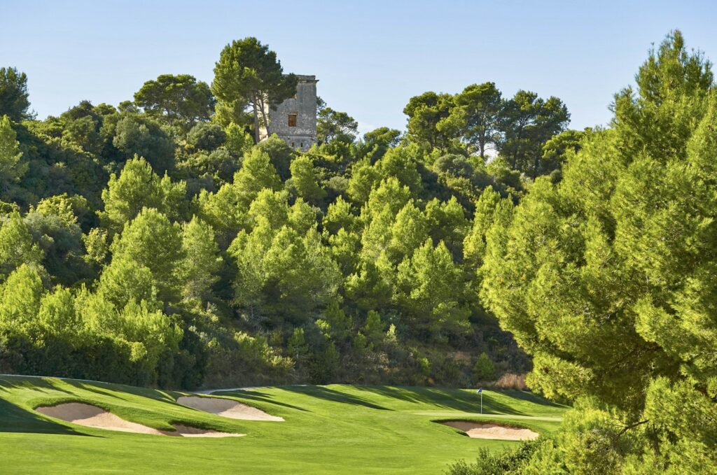 https://golftravelpeople.agiledigitalsolutions.co.uk/wp-content/uploads/2023/07/Infinitum-Ruins-Golf-Course-Costa-Daurada-4-1024x679.jpg