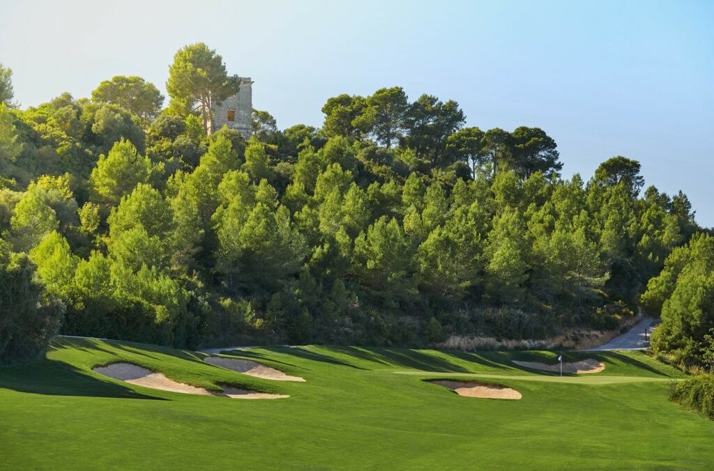 https://golftravelpeople.agiledigitalsolutions.co.uk/wp-content/uploads/2023/07/Infinitum-Ruins-Golf-Course-Costa-Daurada-6-1024x676.jpg