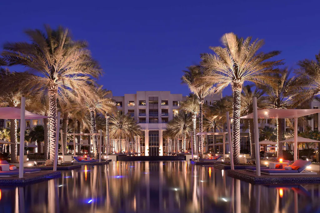 https://golftravelpeople.agiledigitalsolutions.co.uk/wp-content/uploads/2023/07/Park-Hyatt-Abu-Dhabi-Hotel-Villas-9.jpg