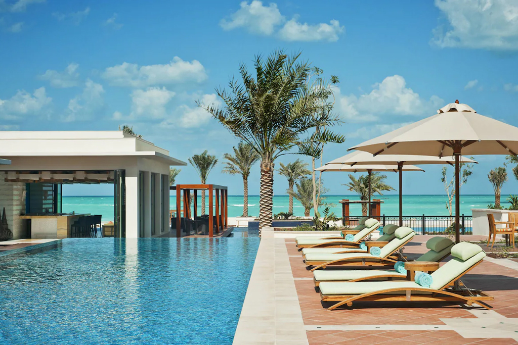 https://golftravelpeople.agiledigitalsolutions.co.uk/wp-content/uploads/2023/07/The-St.-Regis-Saadiyat-Island-Resort-Abu-Dhabi-7.jpg