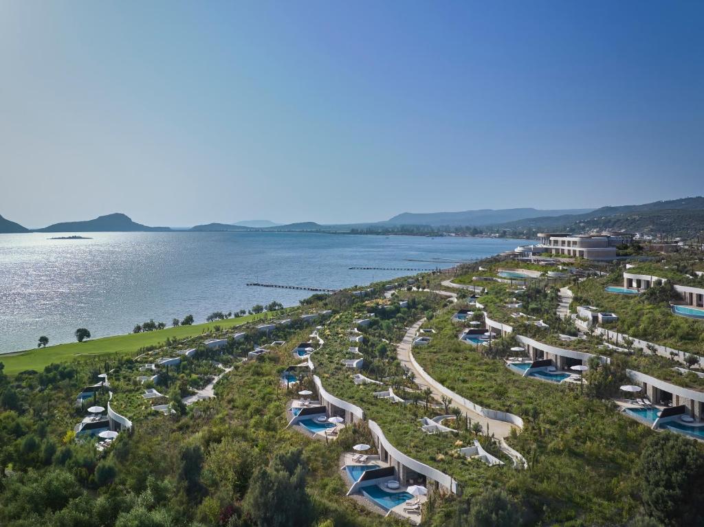 https://golftravelpeople.agiledigitalsolutions.co.uk/wp-content/uploads/2024/03/Mandarin-Oriental-Costa-Navarino-9.jpg